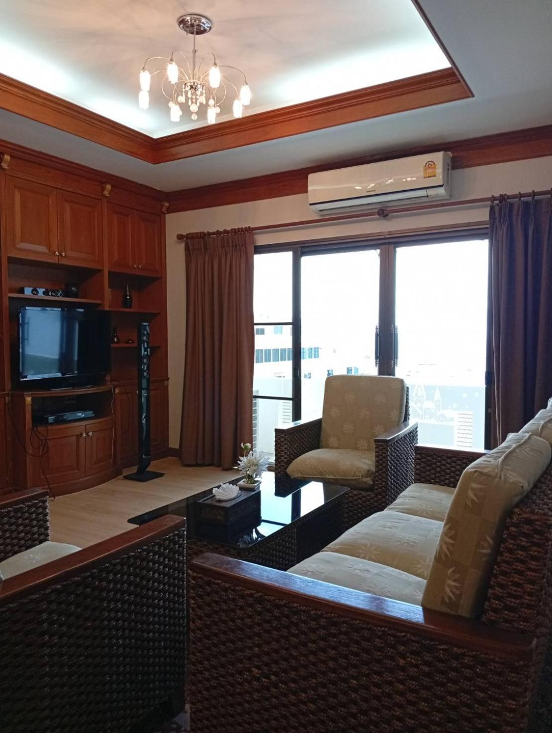 Hotel House